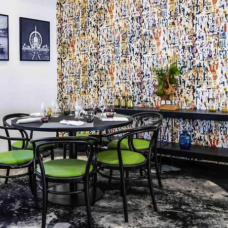 Novotel 17 Hotel 4*
