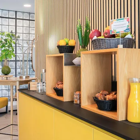 Novotel 17 Hotel