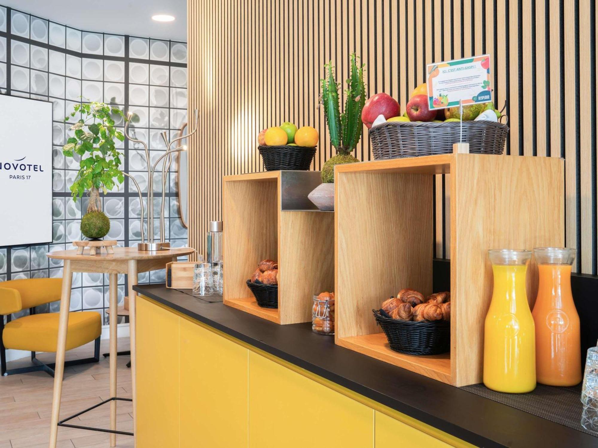Novotel 17 Hotel