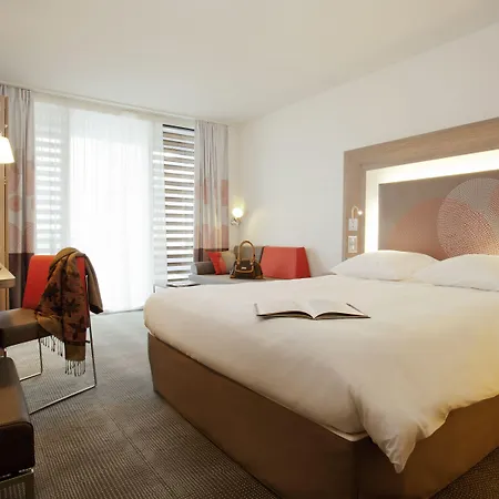 Novotel 17 Hotel